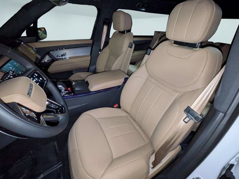 New 2026 Land Rover Range Rover Sport SE AWD/4WD image 15