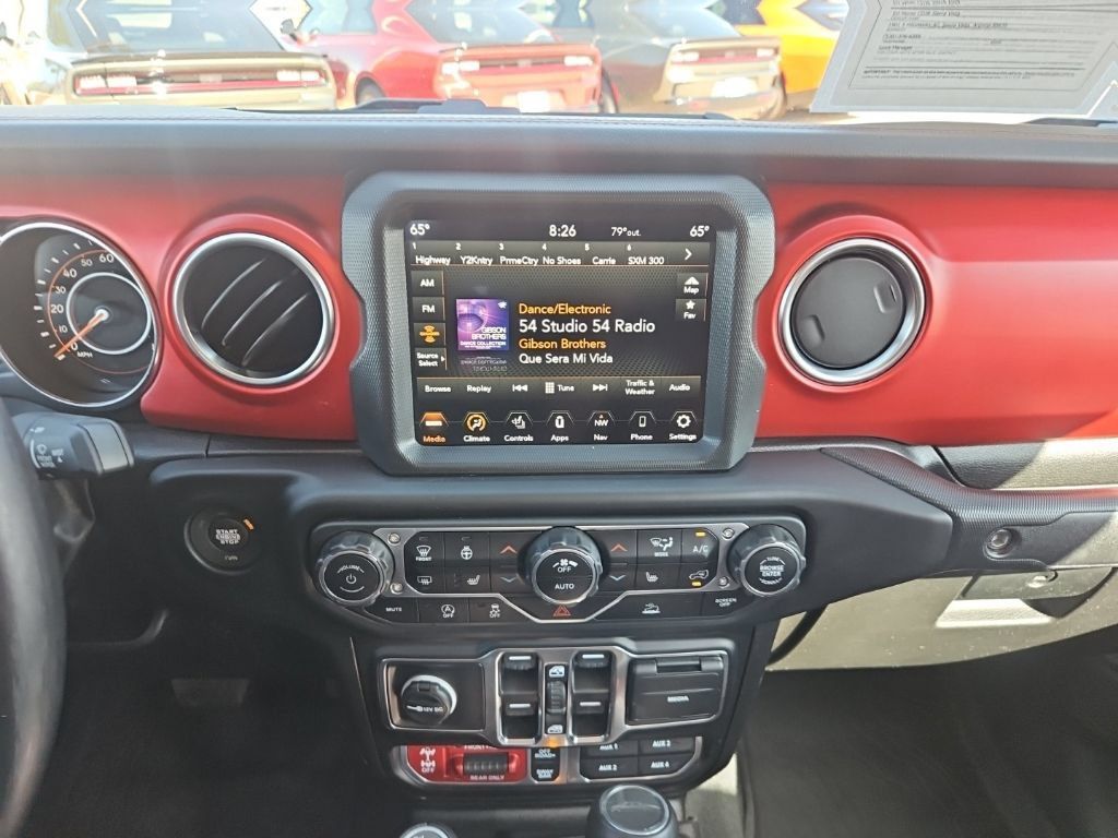Used 2023 Jeep Gladiator Rubicon w/ LED Lighting Group AWD/4WD image 29