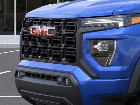 New 2025 GMC Canyon Elevation w/ Convenience Package image 13