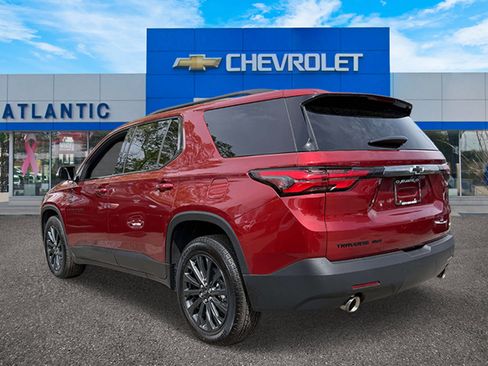 Used 2023 Chevrolet Traverse RS AWD/4WD image 4