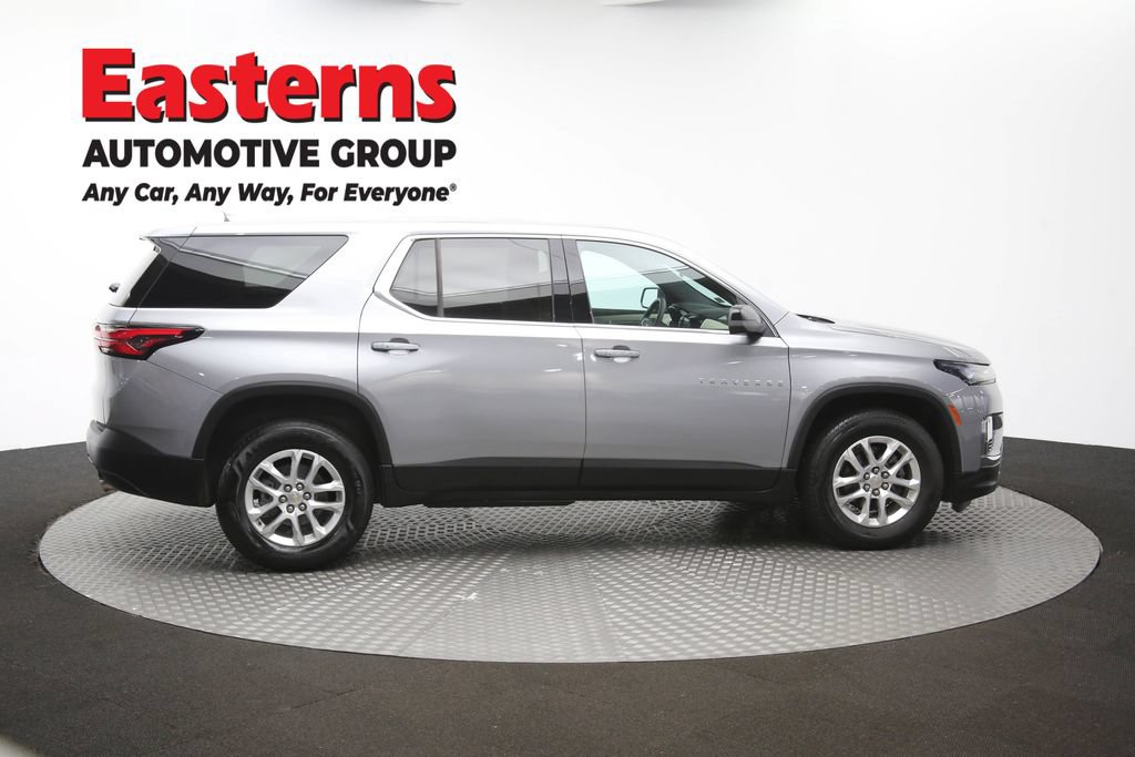 Used 2023 Chevrolet Traverse LS FWD image 44