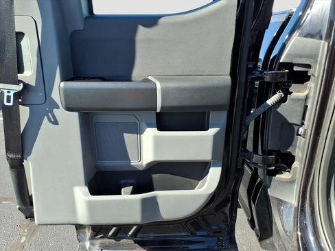 Used 2023 Ford F150 XL w/ Trailer Tow Package image 13