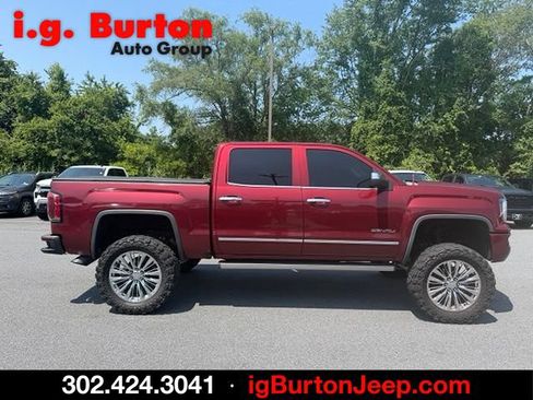 Used 2017 GMC Sierra 1500 Denali w/ Denali Ultimate Package AWD/4WD image 2