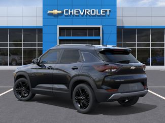 New 2026 Chevrolet TrailBlazer LT w/ Midnight Edition FWD video 4