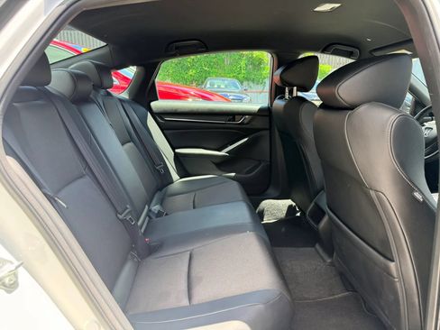 Used 2022 Honda Accord Sport image 22