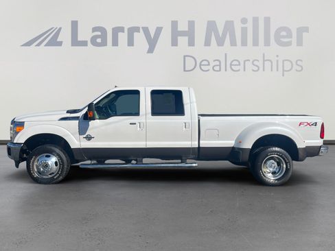 Used 2016 Ford F350 Lariat w/ Lariat Ultimate Package image 2