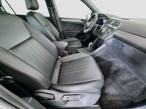 Used 2023 Volkswagen Tiguan SE R-Line FWD image 22