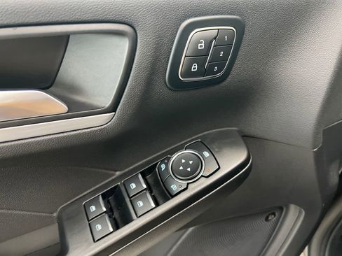 New 2026 Ford Escape PHEV w/ PHEV Premium Package image 41