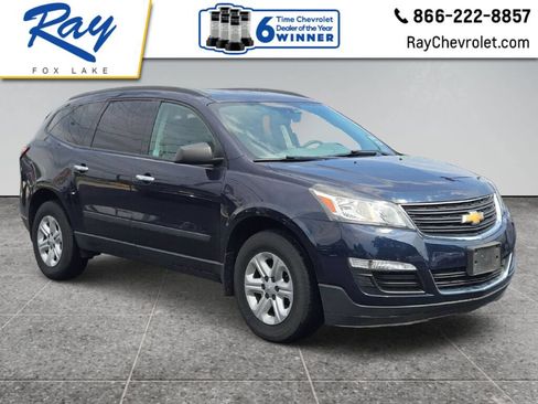 Used 2016 Chevrolet Traverse LS FWD image 1