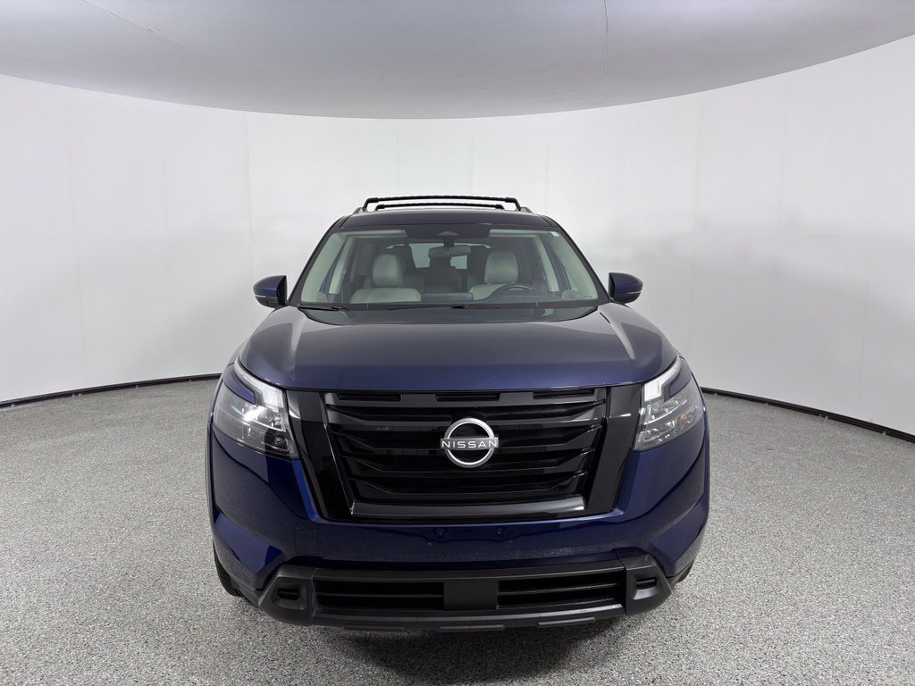 Used 2025 Nissan Pathfinder SV w/ Black Appearance Package AWD/4WD image 10