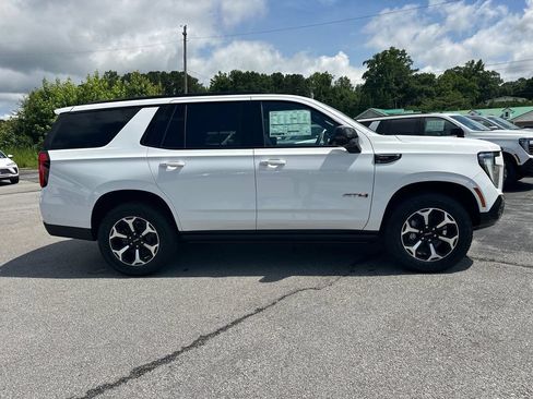New 2026 GMC Yukon AT4 w/ AT4 Premium Plus Package AWD/4WD image 5