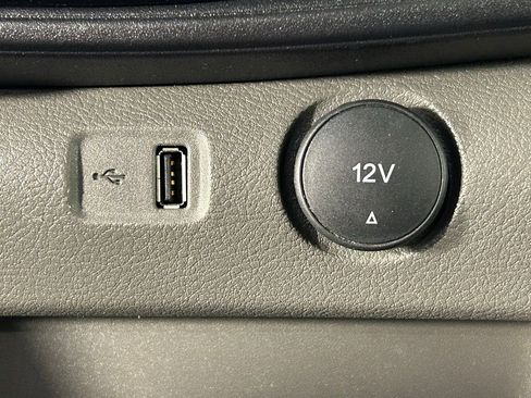 Used 2024 Ford Transit 250 148 Medium Roof image 20