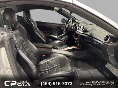 Used 2016 Ferrari California T RWD image 26