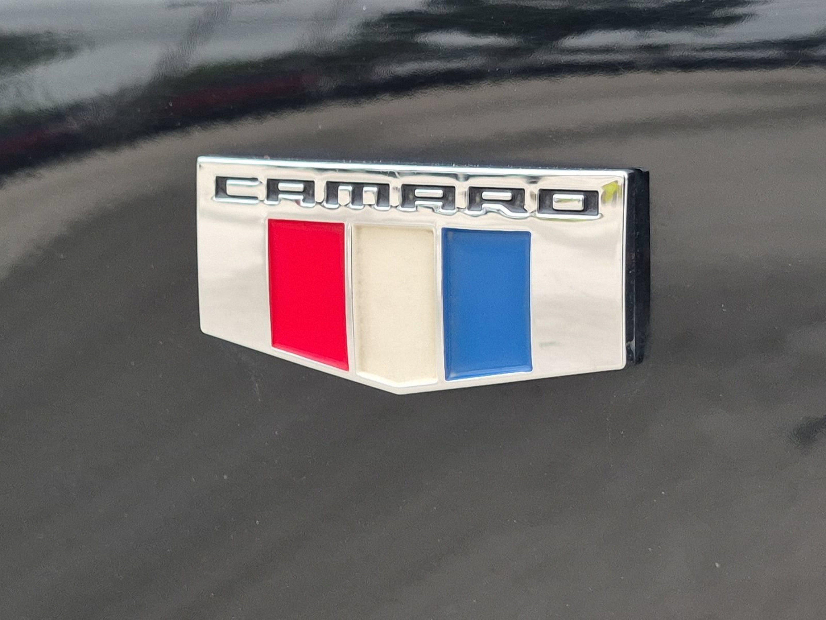 Used 2019 Chevrolet Camaro LT RWD image 27