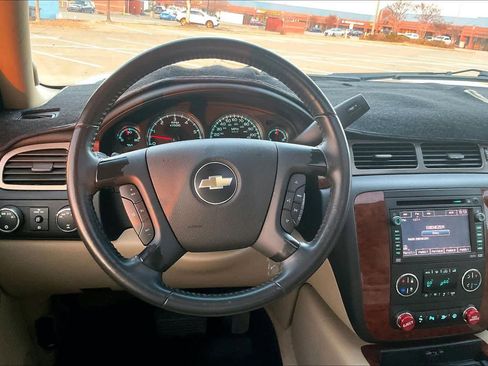 Used 2008 Chevrolet Tahoe LTZ w/ LTZ Preferred Equipment Group image 14