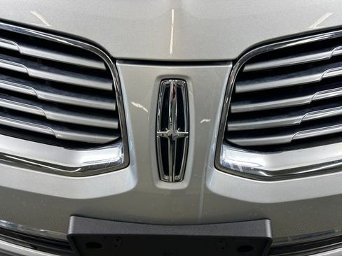 Used 2017 Lincoln MKX Select w/ Select Plus Package image 10