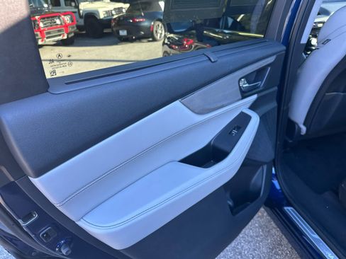 Used 2023 Acura MDX SH-AWD w/ Advance Package image 25