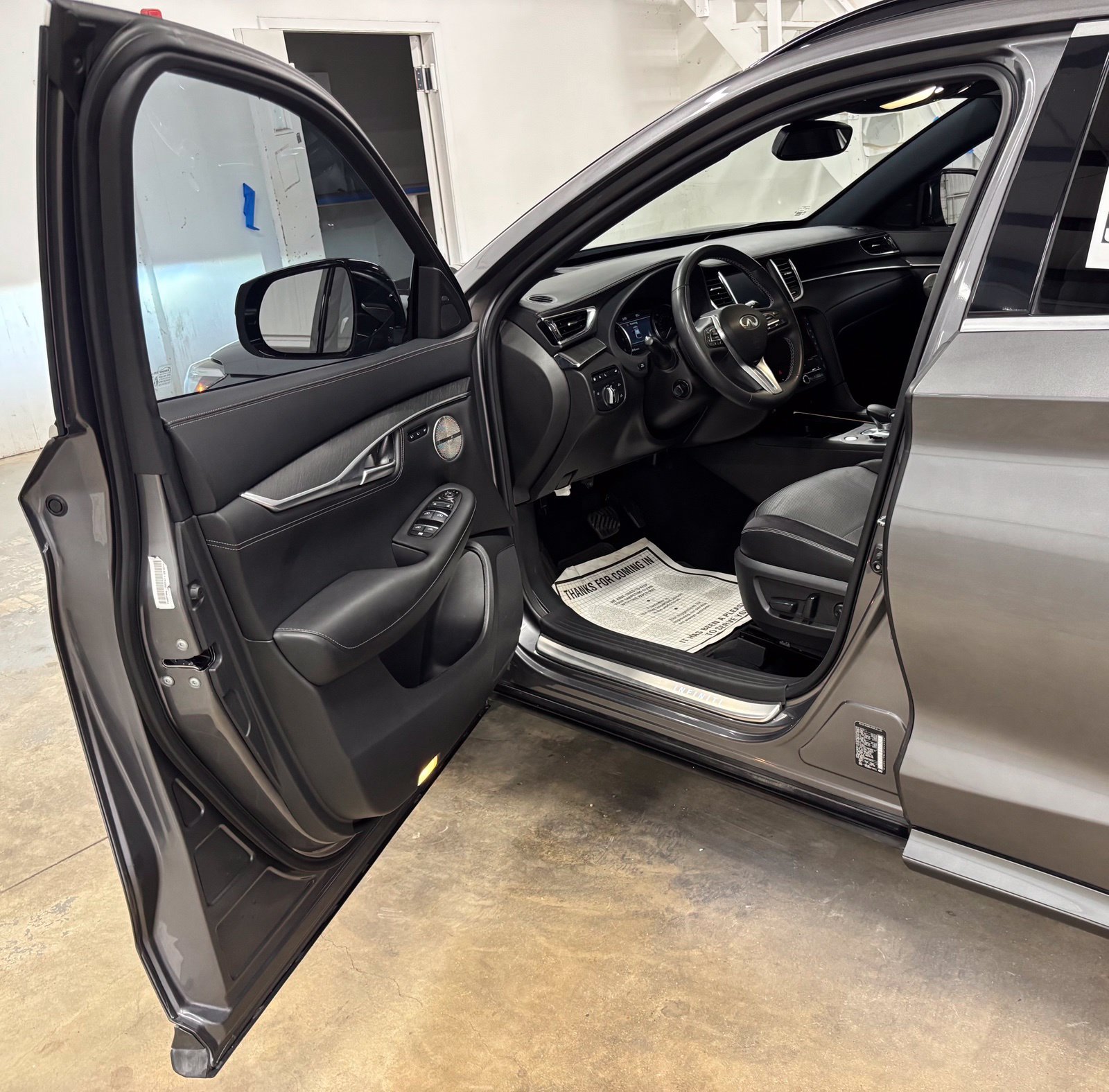 Used 2023 INFINITI QX55 Sensory w/ Lighting Package AWD/4WD image 21