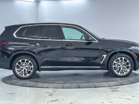 New 2026 BMW X5 xDrive40i AWD/4WD image 8
