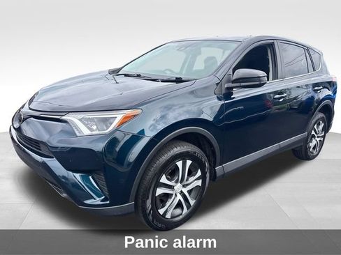 Used 2018 Toyota RAV4 LE w/ Carpet Mat Package AWD/4WD image 8