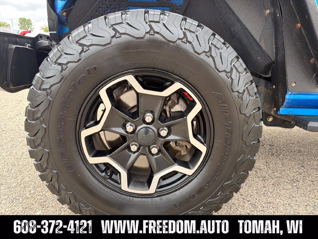 Used 2020 Jeep Gladiator Rubicon w/ LED Lighting Group AWD/4WD image 13