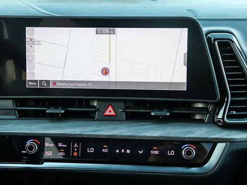 Used 2024 Kia Sportage X-Line image 14