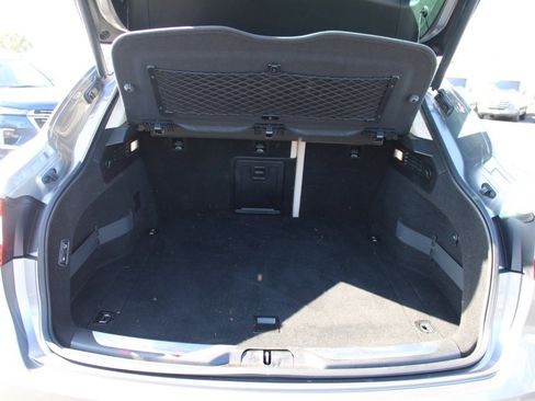 Used 2017 Maserati Levante S image 43