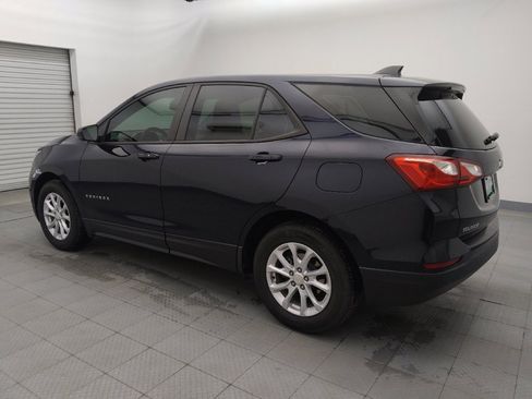 Used 2020 Chevrolet Equinox LS image 3