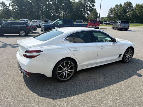 Used 2023 Genesis G70 2.0T AWD/4WD image 10
