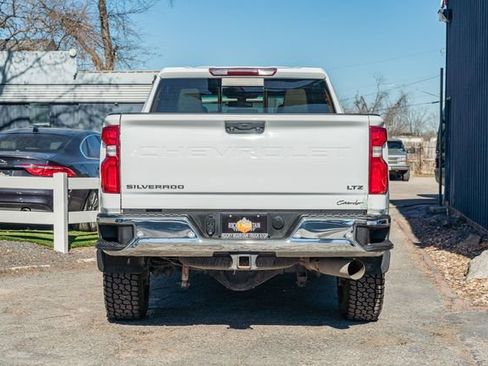 Used 2022 Chevrolet Silverado 2500 LTZ w/ LTZ Texas Edition image 5