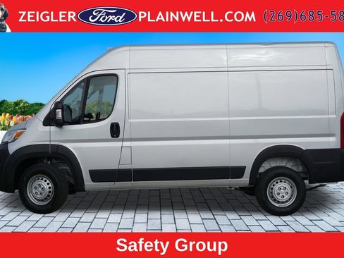 Used 2026 RAM ProMaster 1500 w/ Safety Group FWD image 2