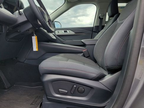 New 2026 Ford Explorer Active AWD/4WD image 19