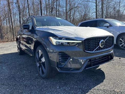 New 2025 Volvo XC60 T8 Plus w/ Protection Package Premier image 2