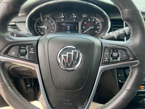 Used 2019 Buick Encore Essence FWD image 60