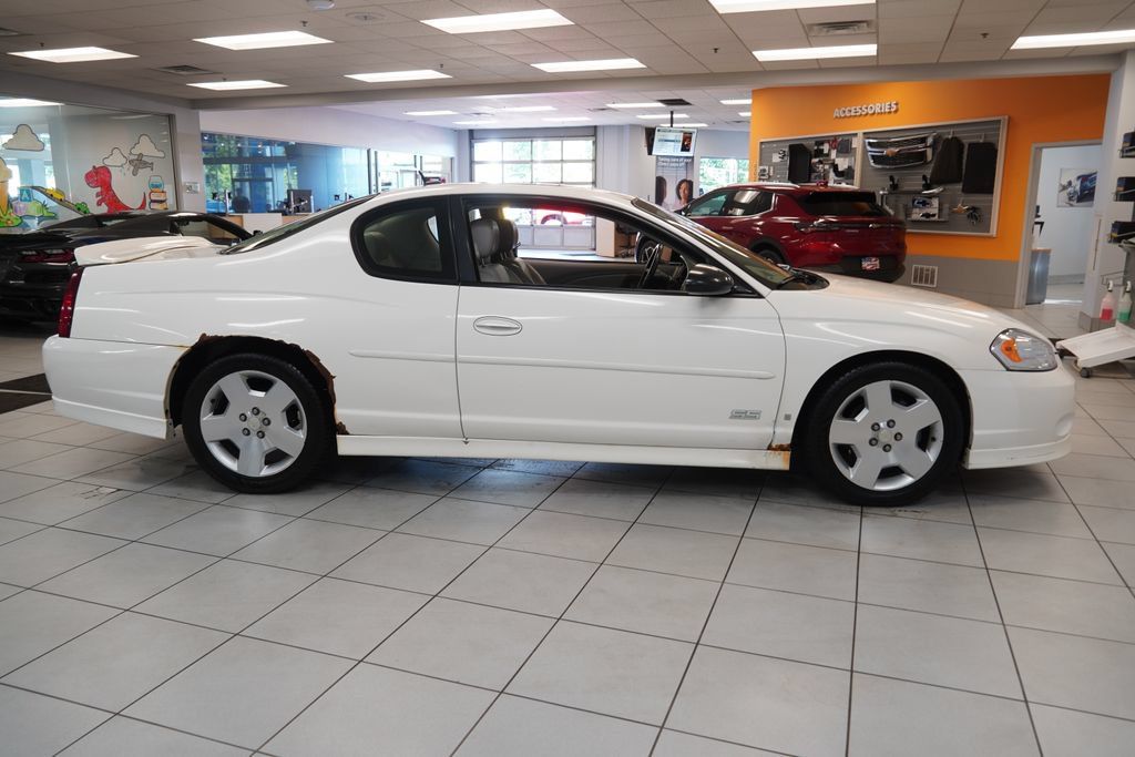 Used 2007 Chevrolet Monte Carlo SS w/ Convenience Package FWD image 12