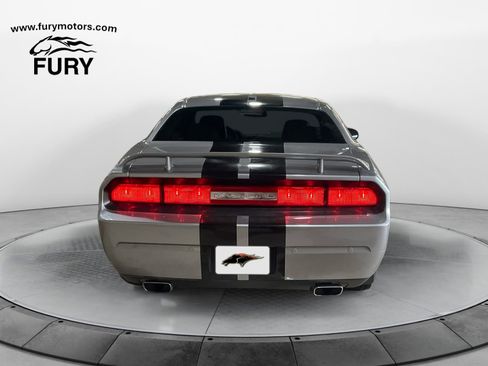 Used 2014 Dodge Challenger R/T Plus RWD image 4
