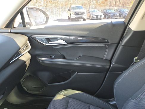 Used 2023 Buick Envision Preferred image 12