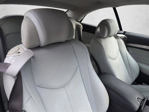 Used 2015 INFINITI Q60 Convertible w/ Premium Package image 25