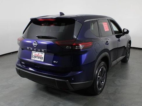 Certified 2024 Nissan Rogue SV FWD image 16