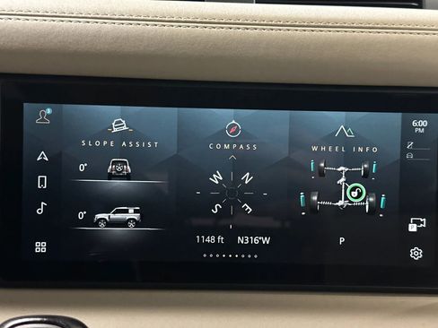 Used 2024 Land Rover Defender 90 X-Dynamic SE AWD/4WD image 34