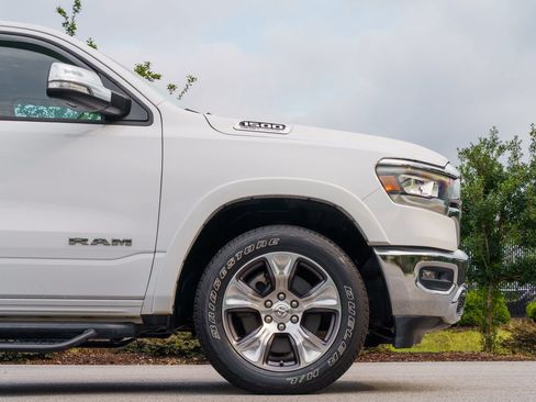 Used 2022 RAM 1500 Laramie AWD/4WD image 12