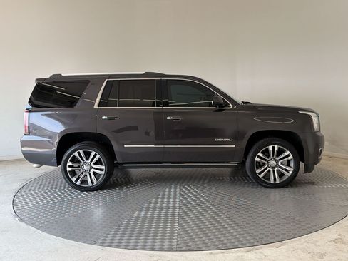 Used 2018 GMC Yukon Denali w/ Denali Ultimate Package AWD/4WD image 8