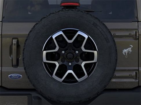 New 2025 Ford Bronco Outer Banks image 24