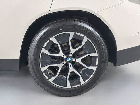 New 2026 BMW X3 xDrive30i AWD/4WD image 28