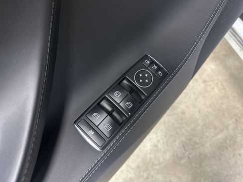 Used 2014 Tesla Model S 85 RWD image 15