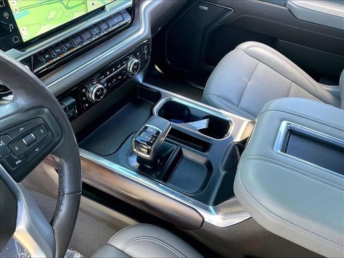 Used 2022 GMC Sierra 1500 SLT w/ SLT Premium Plus Package image 19