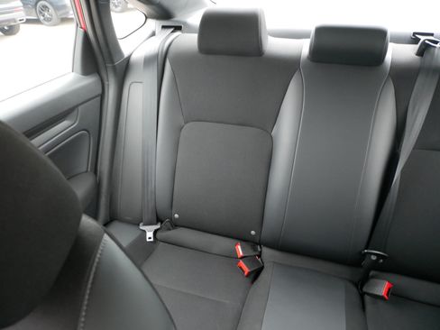 Used 2023 Honda Civic Sport image 12