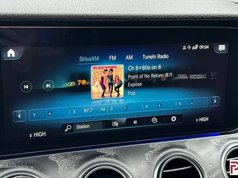 Used 2022 Mercedes-Benz E 450 4MATIC Sedan w/ Driver Assistance Package image 24