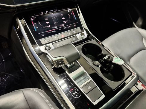 Used 2025 Audi Q7 3.0T Premium Plus image 17