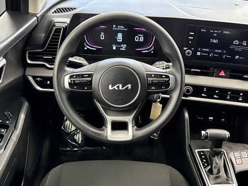 Used 2024 Kia Sportage LX image 13